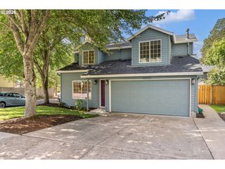 8885 Sw 76TH Pl, Portland, OR 97223