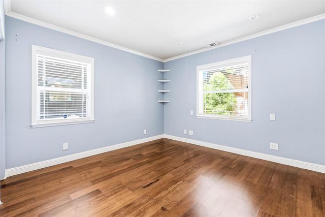 2200 23rd St, Sacramento, CA 95818