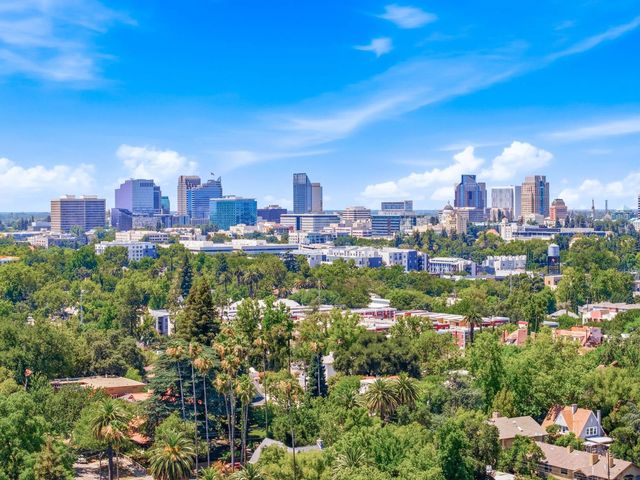2200 23rd St, Sacramento, CA 95818