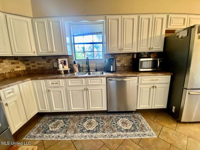2107 Sheppard Boulevard, Picayune, MS 39466