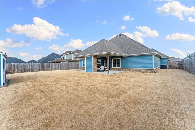 951 Silver Maple Street, Centerton, AR 72719