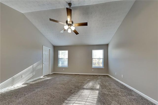 5260 Harbins Point NW Lane, Lilburn, GA 30047