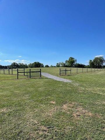 2849 Howards Mill Road, Mt Sterling, KY 40353