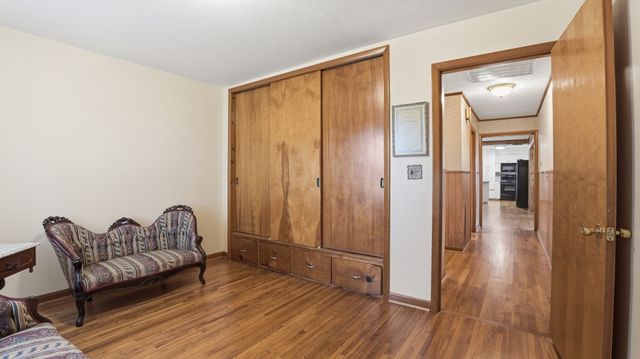 1401 Kefauver St, Manchester, TN 37355