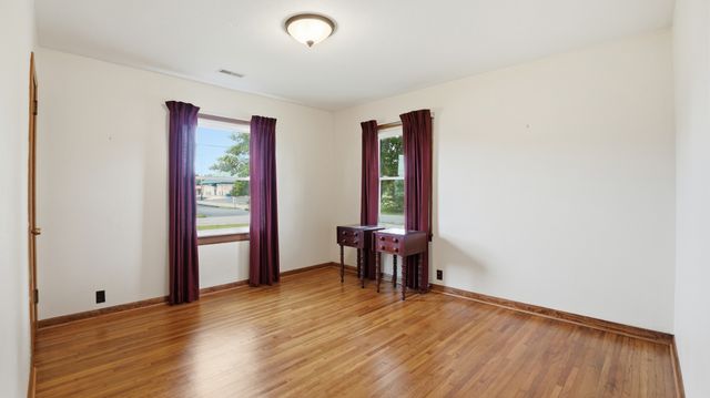 1401 Kefauver St, Manchester, TN 37355