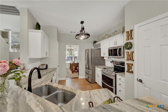 917 Rio Verde, New Braunfels, TX 78130
