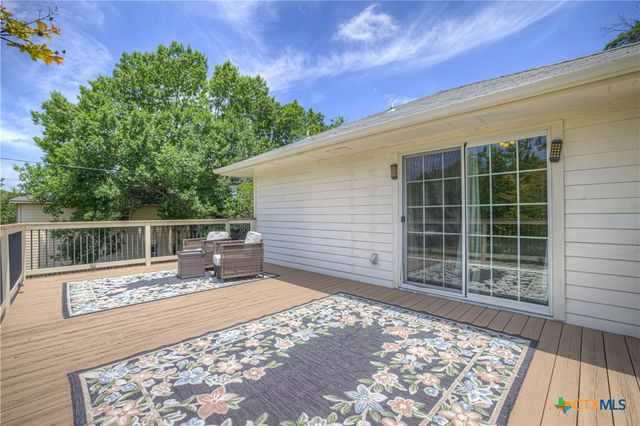 917 Rio Verde, New Braunfels, TX 78130