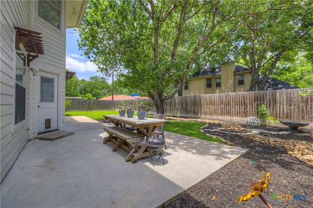 917 Rio Verde, New Braunfels, TX 78130
