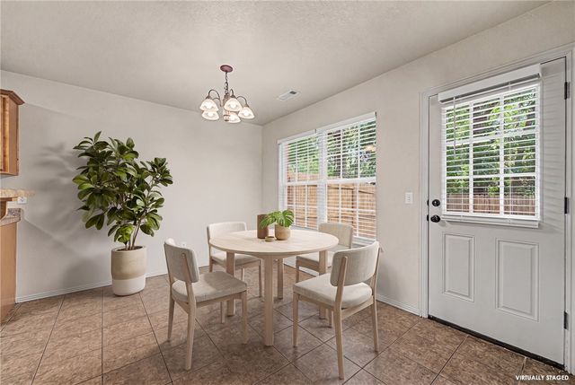 1662 & 1664 Evening Shade Drive, Fayetteville, AR 72703
