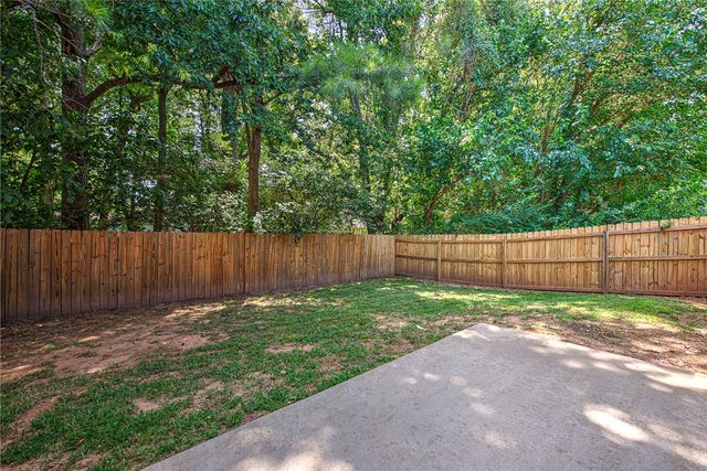 1662 & 1664 Evening Shade Drive, Fayetteville, AR 72703