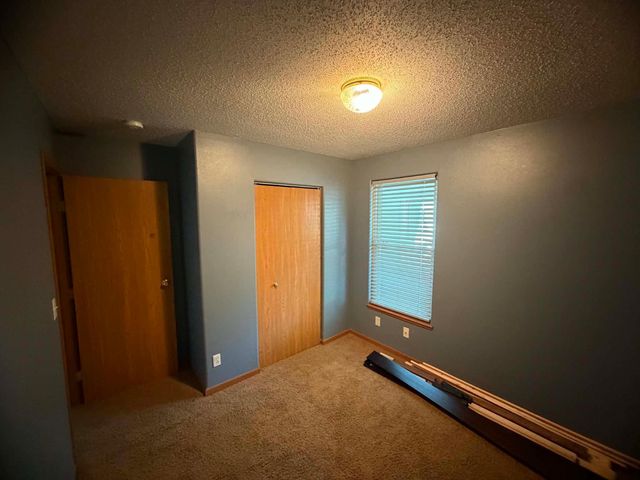 1015 12th Street N, Fargo, ND 58102
