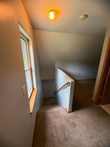 1015 12th Street N, Fargo, ND 58102