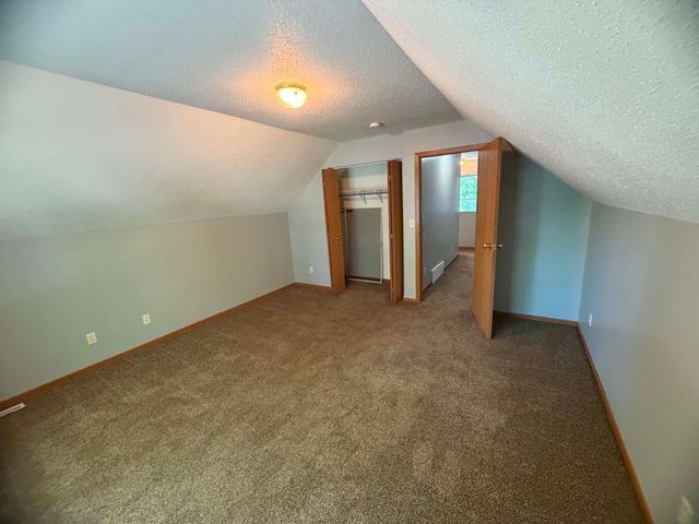 1015 12th Street N, Fargo, ND 58102