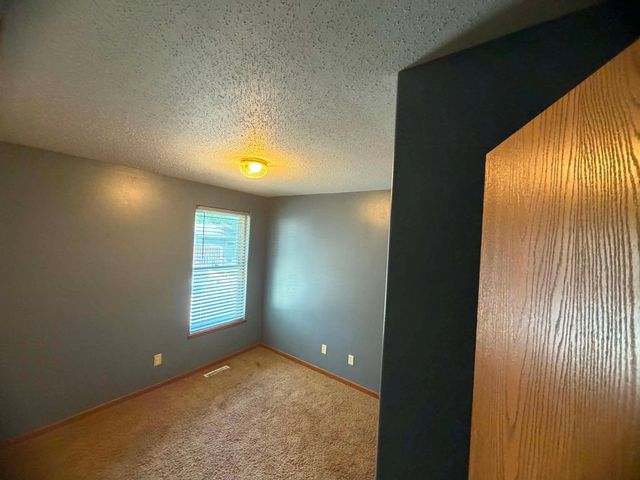 1015 12th Street N, Fargo, ND 58102