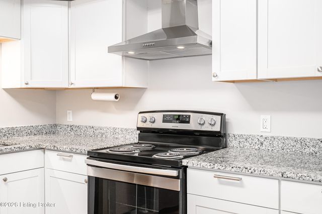 411 Highwood Dr, Louisville, KY 40206