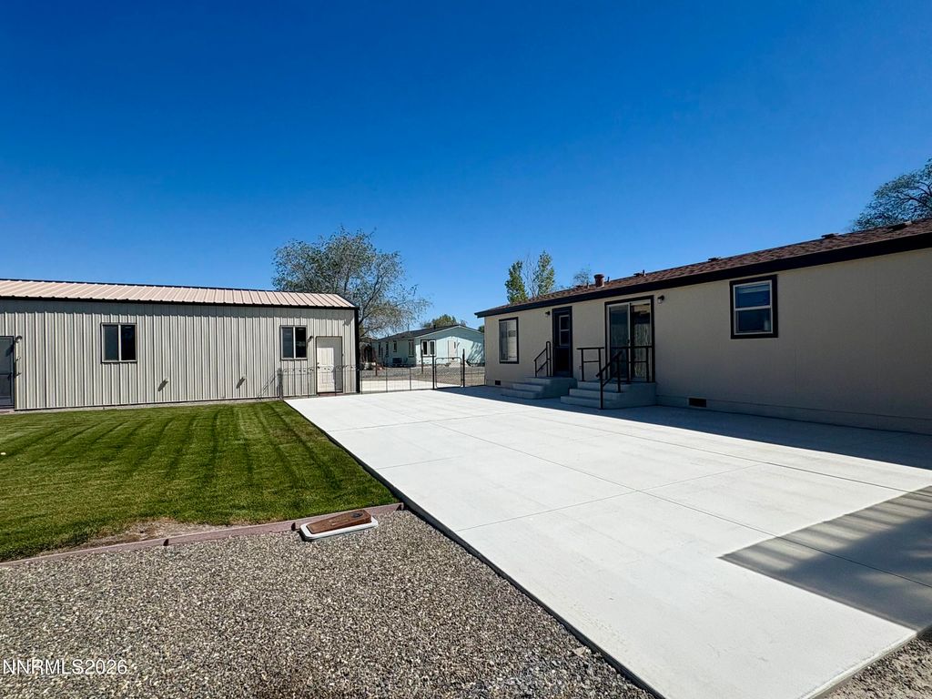 Image 27 of property listing at 575 N Meridian Road, Lovelock, NV 89419