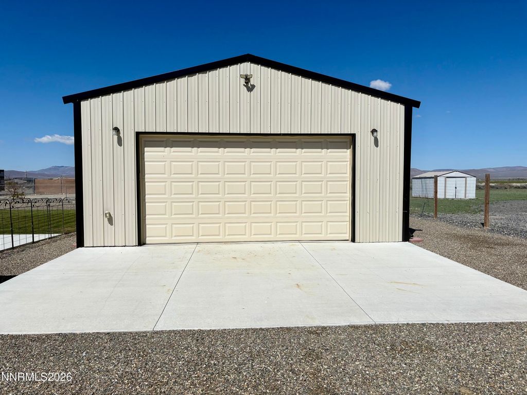 Image 37 of property listing at 575 N Meridian Road, Lovelock, NV 89419