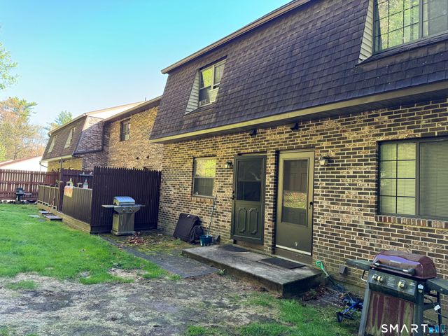 143 Pine Hill Road 2E, Thomaston, CT 06787