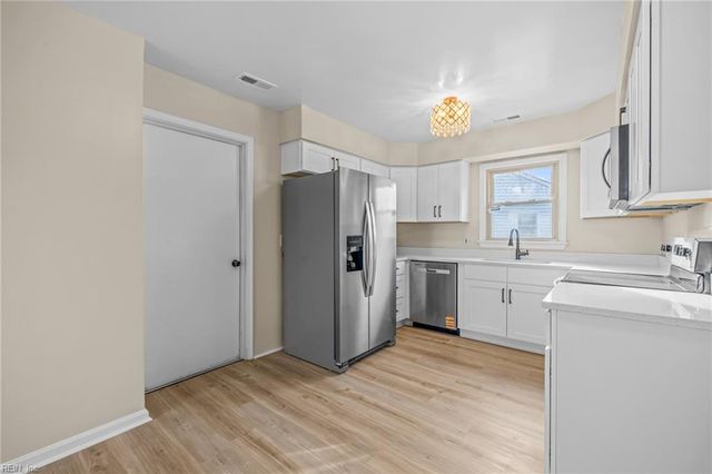 3812 Hazel CT, Virginia Beach, VA 23456