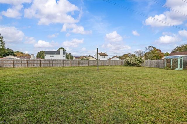 3812 Hazel CT, Virginia Beach, VA 23456