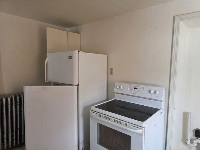 1206 Delaware Ave, New Castle, PA 16105