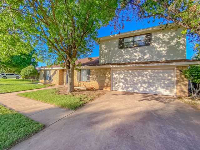 7709 John Carroll Drive, Abilene, TX 79606