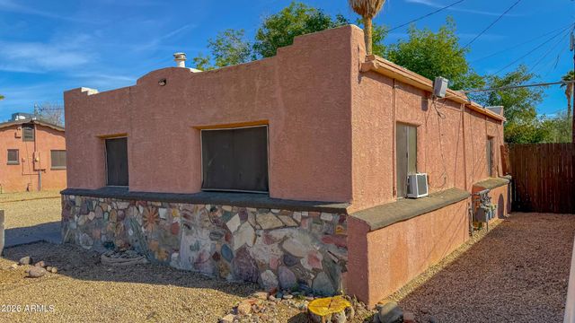 9033 N 11TH Street, Phoenix, AZ 85020