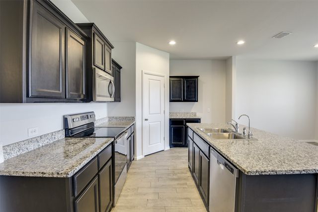 701 Blacktail Drive, Fort Worth, TX 76131