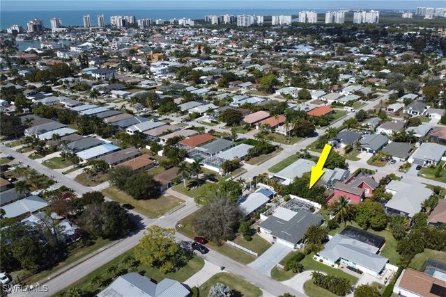 605 101st AVE N, Naples, FL 34108