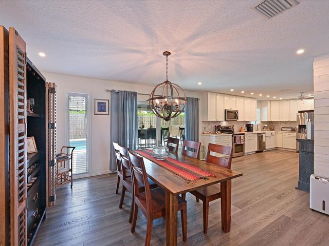 1511 89TH STREET NW, Bradenton, FL 34209