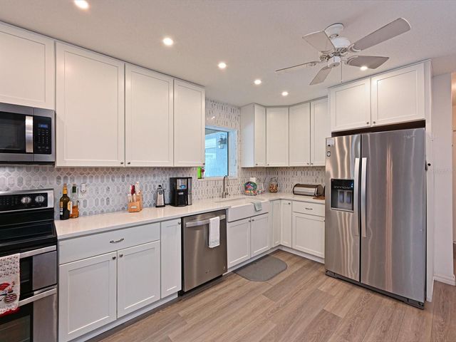 1511 89TH STREET NW, Bradenton, FL 34209
