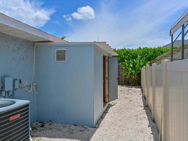 1511 89TH STREET NW, Bradenton, FL 34209