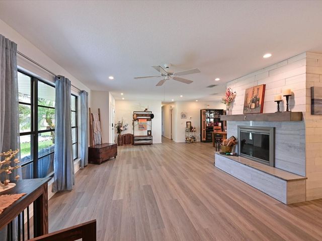 1511 89TH STREET NW, Bradenton, FL 34209