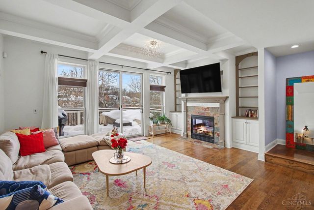 633 Athens Avenue, Cincinnati, OH 45226