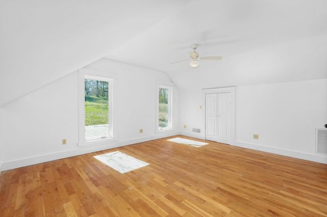 301 Westwood Dr, Mcminnville, TN 37110