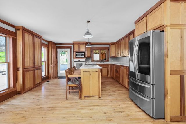 301 Westwood Dr, Mcminnville, TN 37110