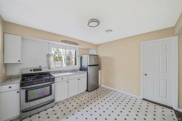 91 Tower Street, Sayville, NY 11782