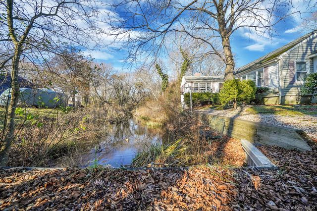 91 Tower Street, Sayville, NY 11782