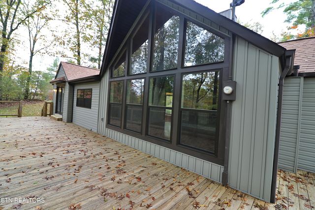 253 Hilltop Drive, Oneida, TN 37841