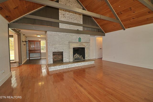 253 Hilltop Drive, Oneida, TN 37841