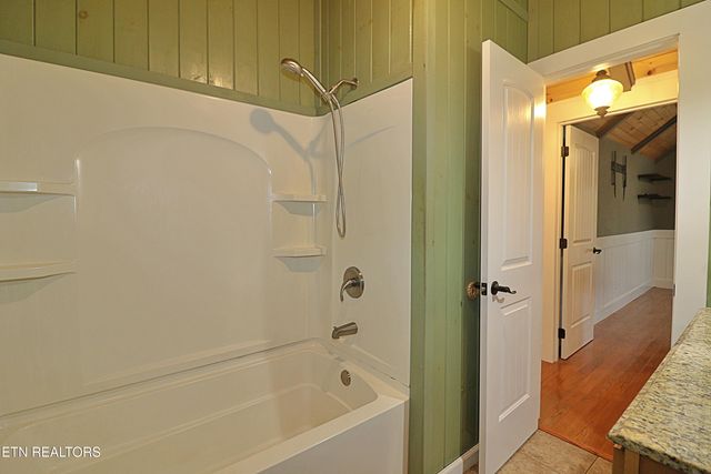 253 Hilltop Drive, Oneida, TN 37841