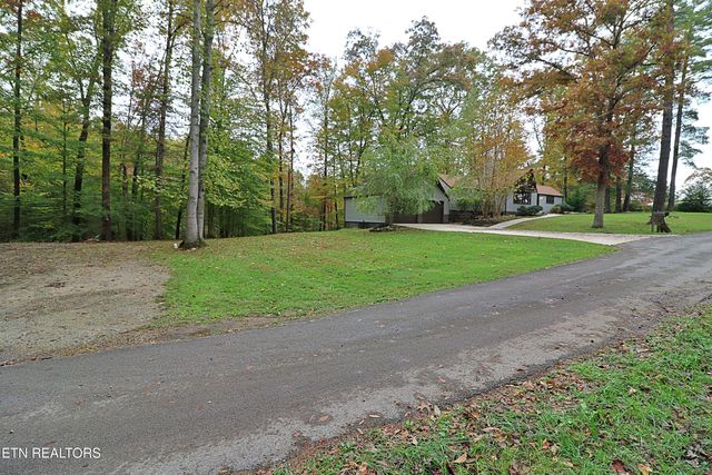 253 Hilltop Drive, Oneida, TN 37841
