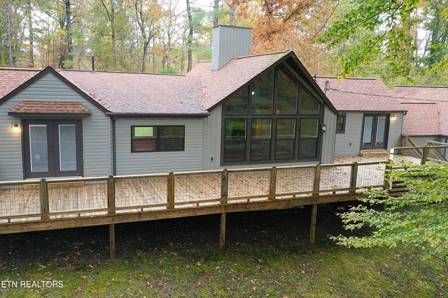 253 Hilltop Drive, Oneida, TN 37841