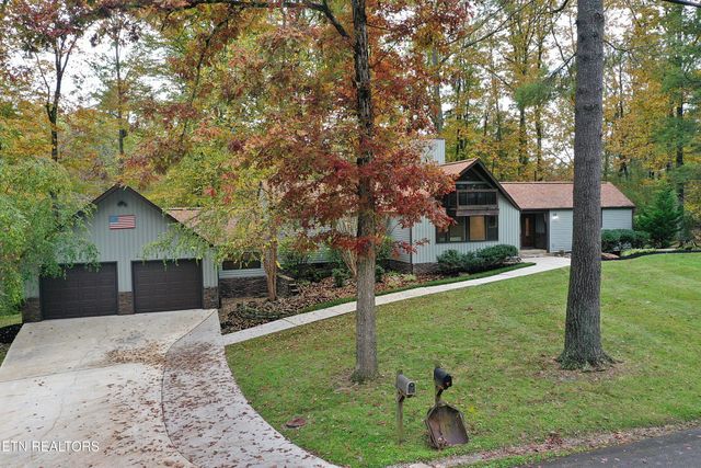 253 Hilltop Drive, Oneida, TN 37841
