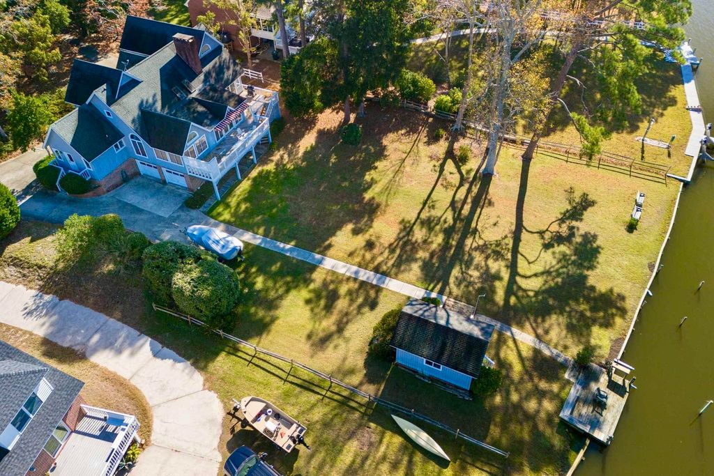 Image 1 of property listing at 71 S Dogwood Trail Lot #3, Southern Shores, NC 27949