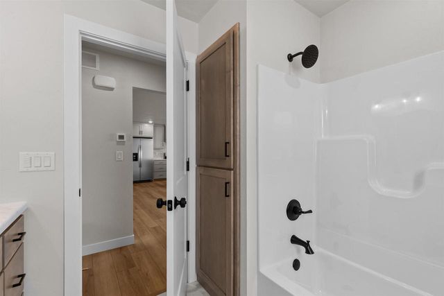 N3976 WETTERING WAY, Kaukauna, WI 54130