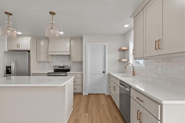 N3976 WETTERING WAY, Kaukauna, WI 54130