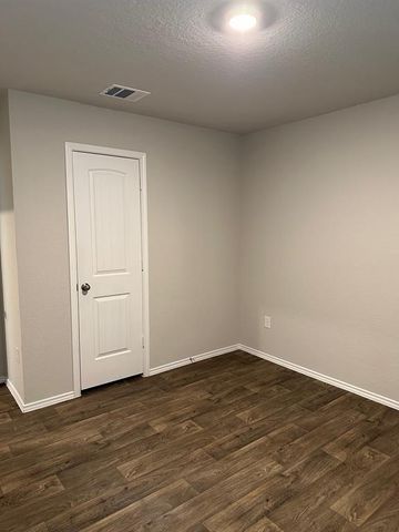 15012 Siberian Elm LN, Austin, TX 78724