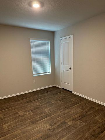 15012 Siberian Elm LN, Austin, TX 78724