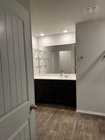 15012 Siberian Elm LN, Austin, TX 78724